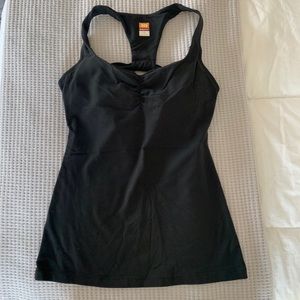 Lucy keyhole yoga top